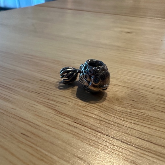 Pandora Splish-Splash Angle Fish Charm Blue Topaz Eyes - Picture 4 of 5
